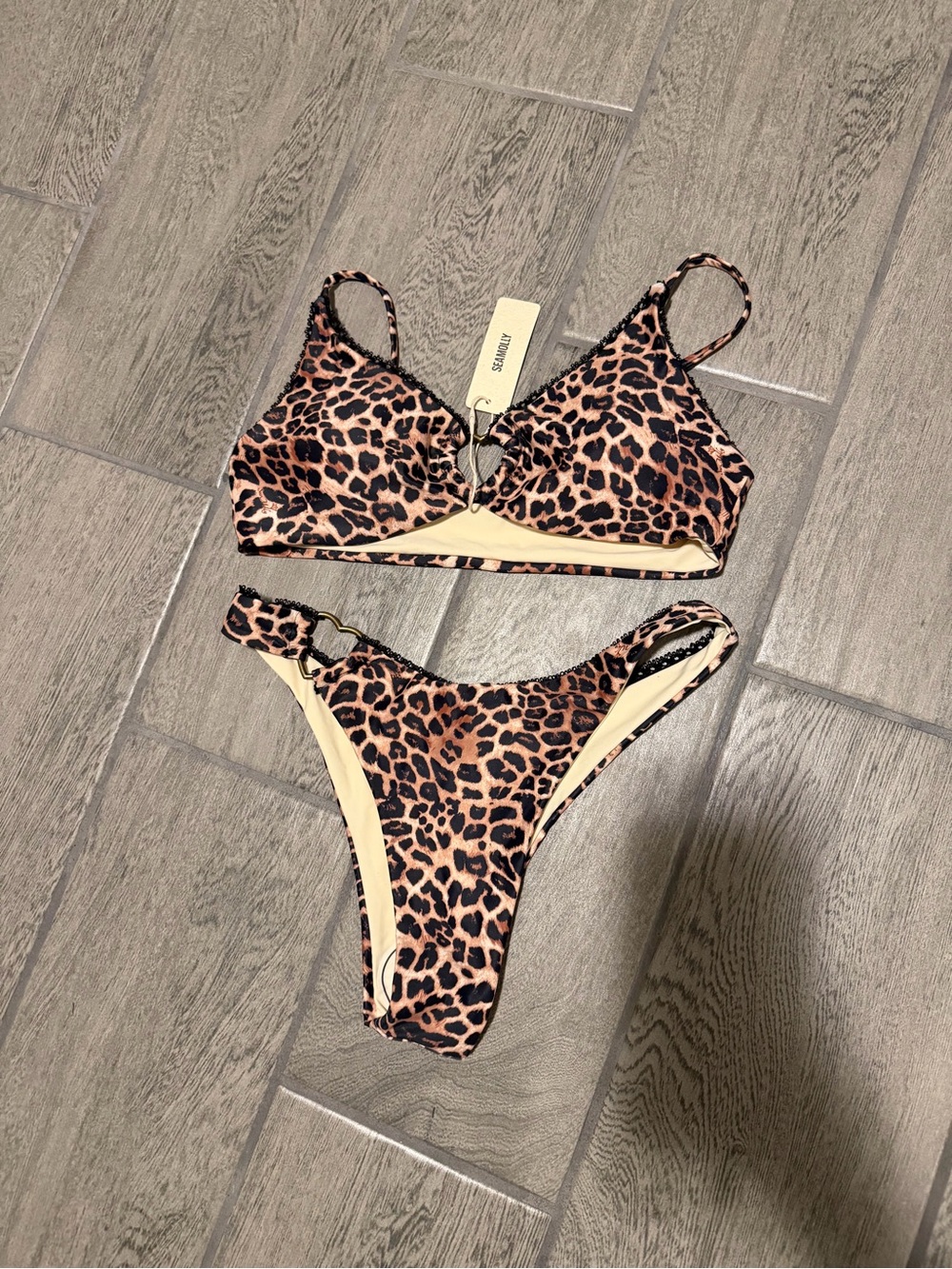 SeaMolly Leopard Print Bikini Set - Chic Animal Print Women's Swimwear